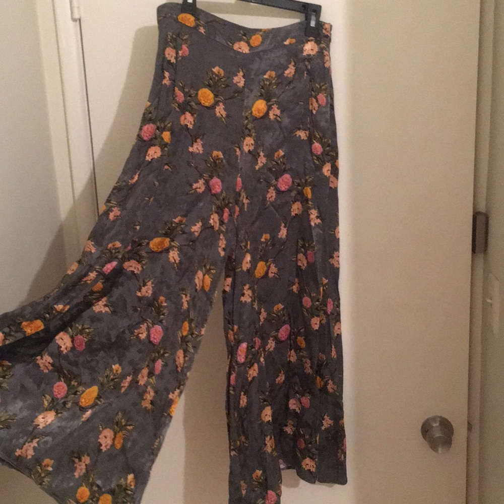 Flowy pants